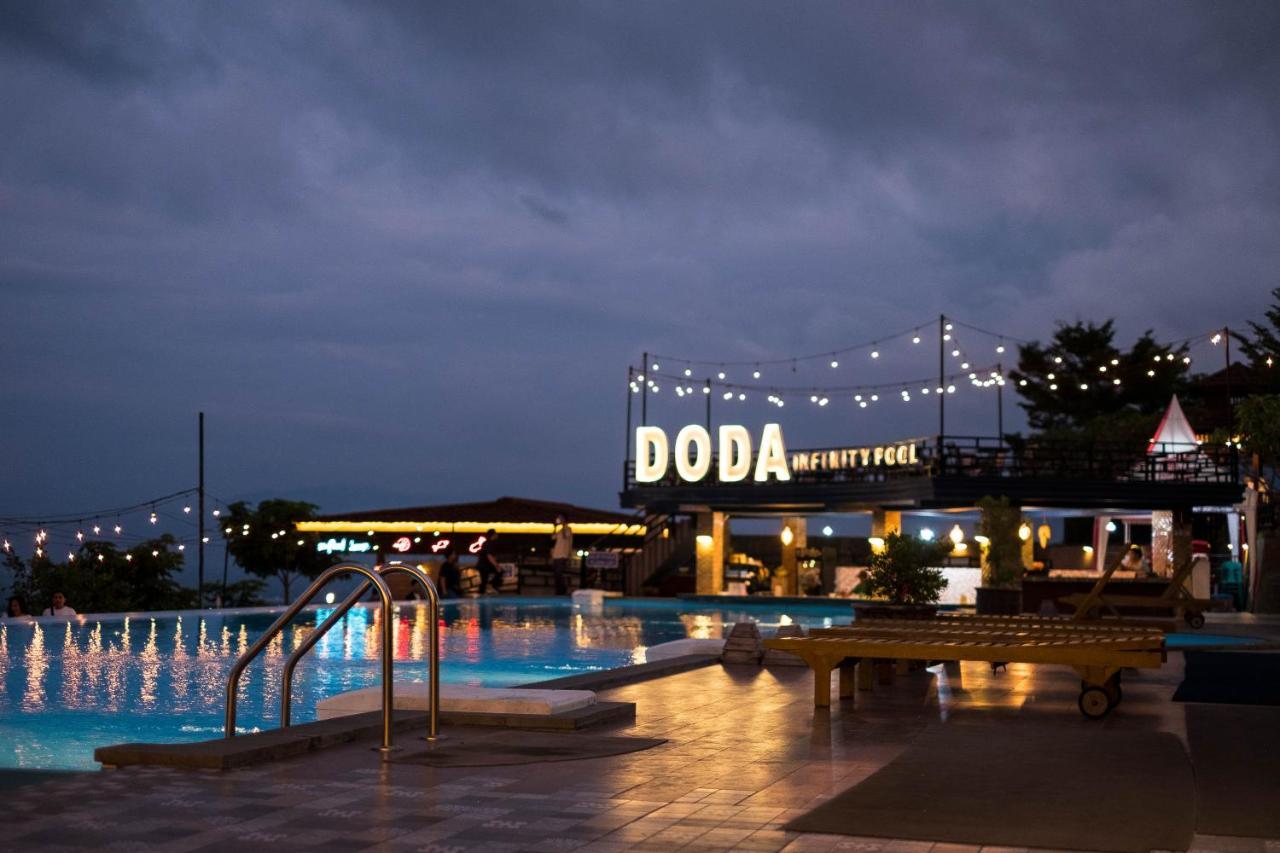 Bukit Indah Doda Hotel & Resorts Palu Exteriör bild