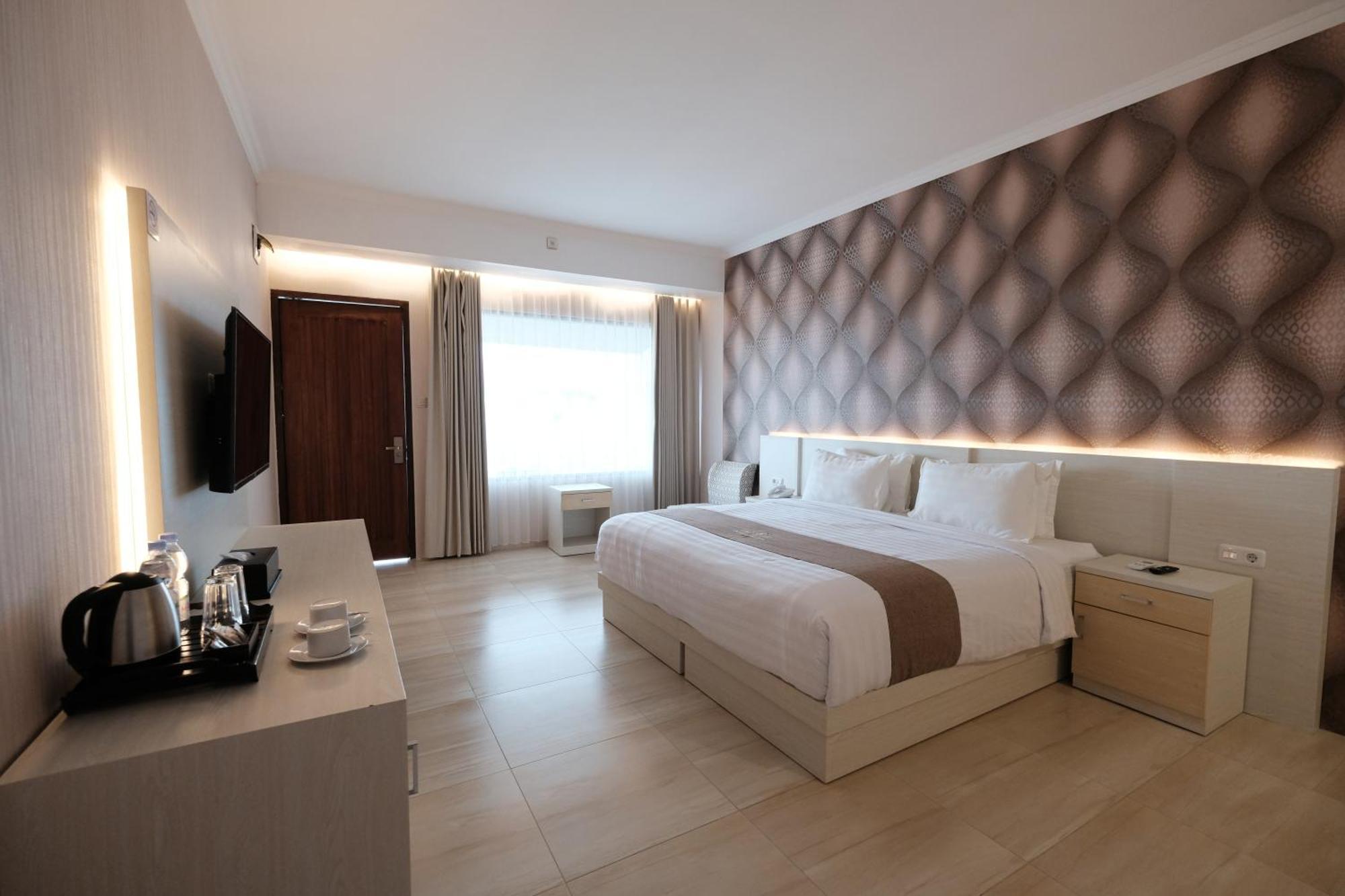 Bukit Indah Doda Hotel & Resorts Palu Rum bild