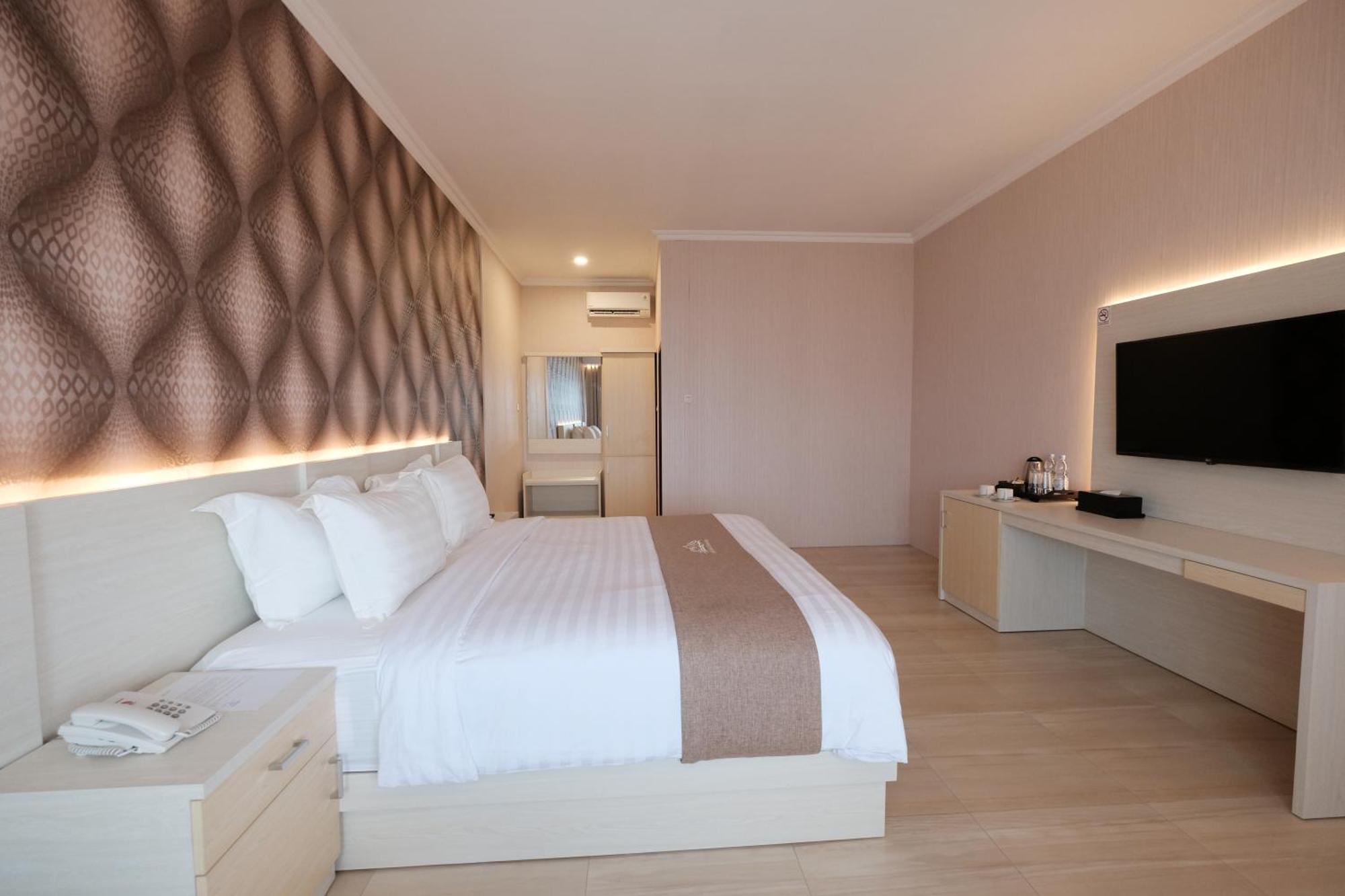 Bukit Indah Doda Hotel & Resorts Palu Rum bild